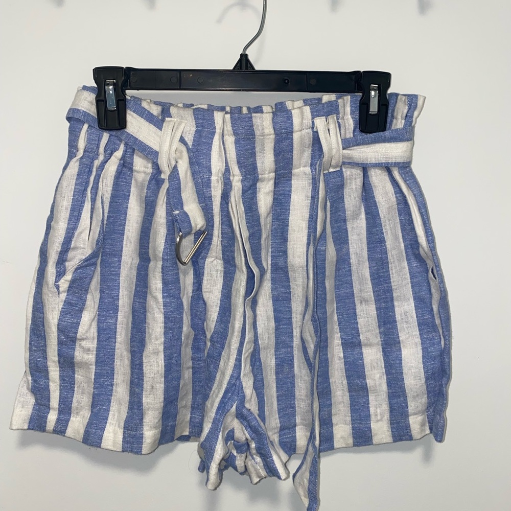 Love tree stripes shorts